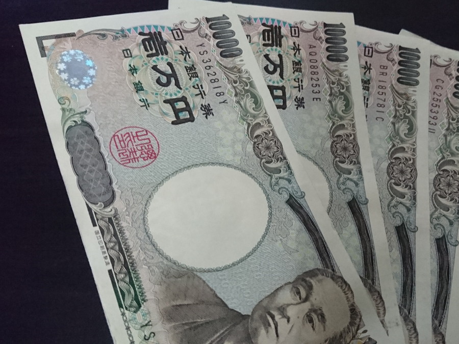 ４万円